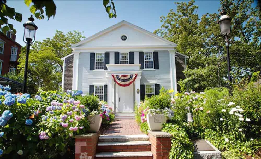Отель Jared Coffin House Нантакет Экстерьер фото